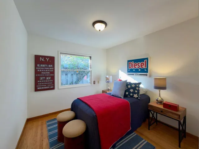 3057 South Court, Palo Alto, California 94306