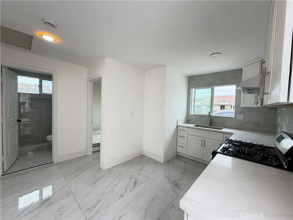 gallery-image 4