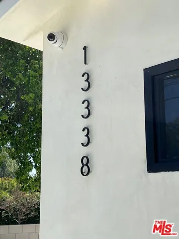 13338 Magnolia Boulevard, Sherman Oaks, California 91423