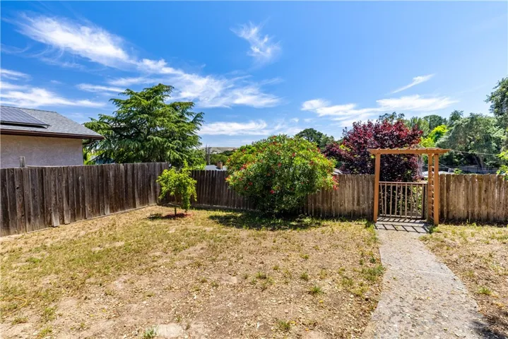 4541 Yerba, Atascadero, California 93422