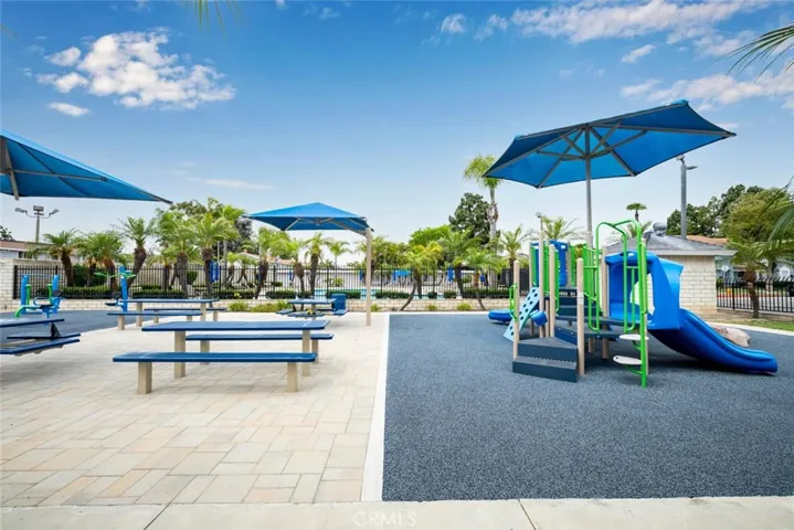 9952 Continental, Huntington Beach, California 92646
