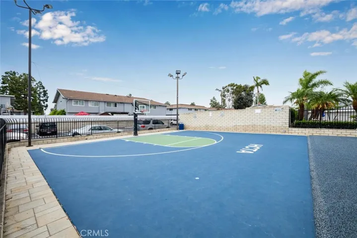 9952 Continental, Huntington Beach, California 92646