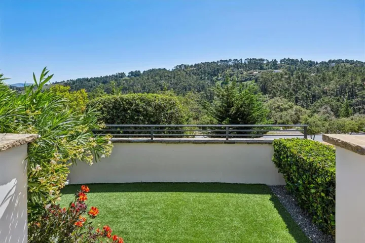 7536 Canada Vista Way, Monterey, California 93940