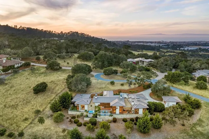 7536 Canada Vista Way, Monterey, California 93940
