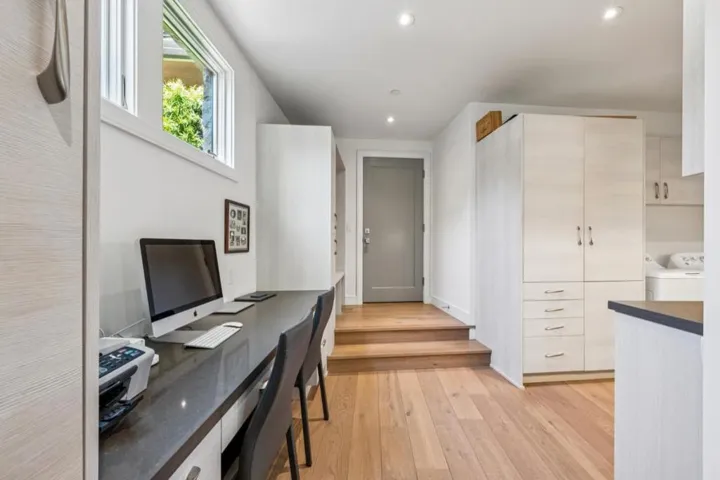7536 Canada Vista Way, Monterey, California 93940