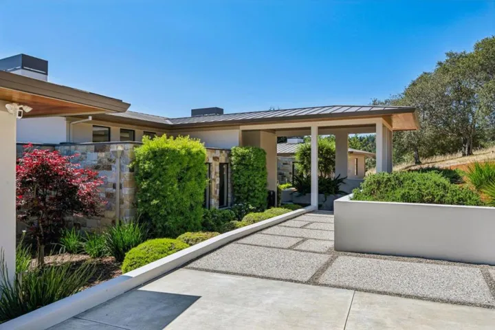 7536 Canada Vista Way, Monterey, California 93940