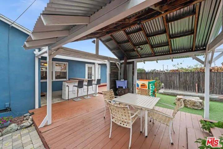 11641 Blythe Street, North Hollywood, California 91605