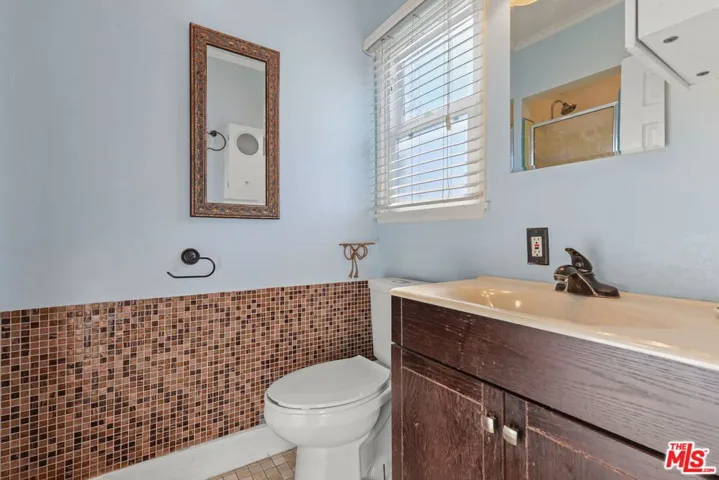 11641 Blythe Street, North Hollywood, California 91605
