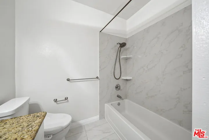 533 S St Andrews Place 313, Los Angeles, California 90020