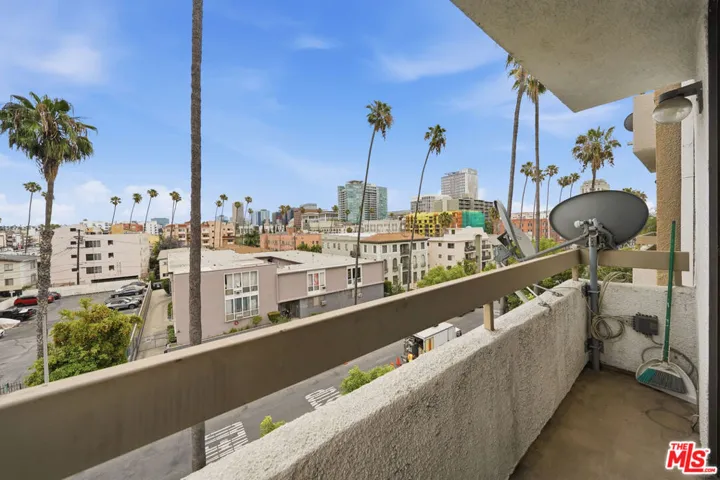 533 S St Andrews Place 313, Los Angeles, California 90020