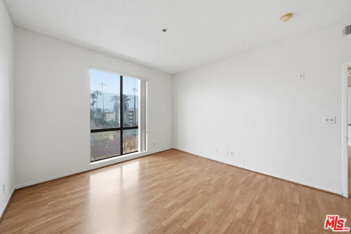 533 S St Andrews Place 313, Los Angeles, California 90020