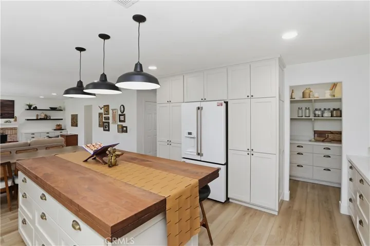 3264 Stargate, Corona, California 92882