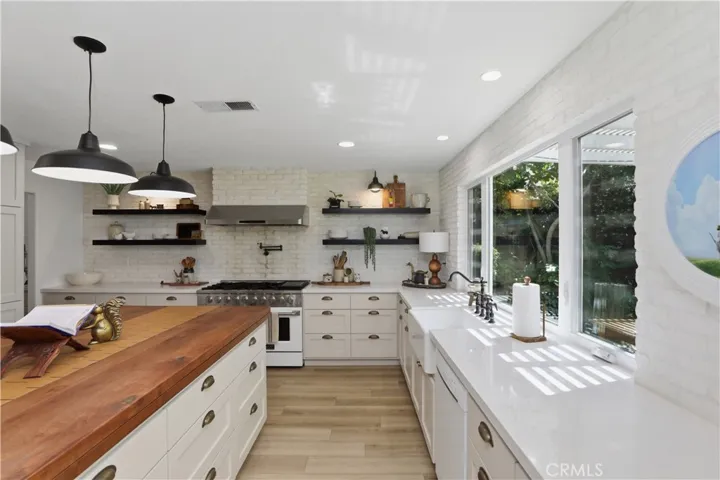 3264 Stargate, Corona, California 92882