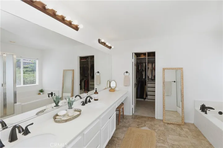 3264 Stargate, Corona, California 92882