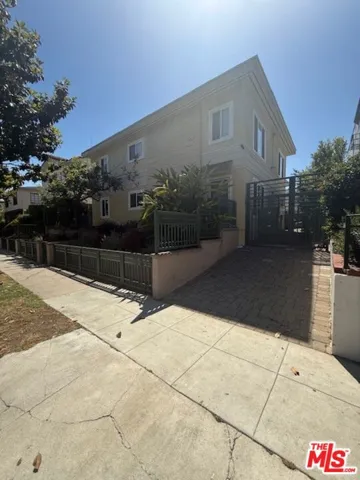 433 S Doheny Drive A, Beverly Hills, California 90211