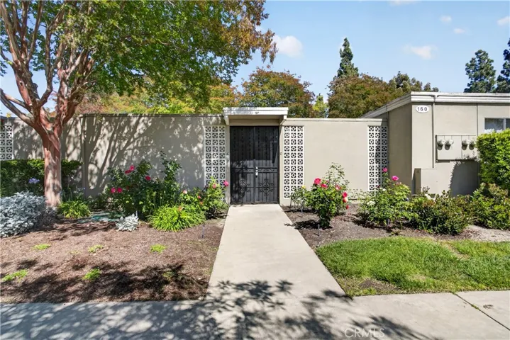 160 Avenida Majorca C, Laguna Woods, California 92637