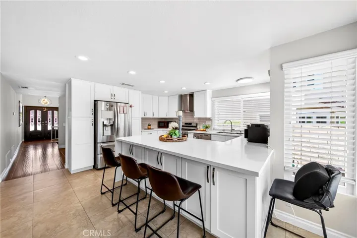 66 Hunter Point, Phillips Ranch, California 91766