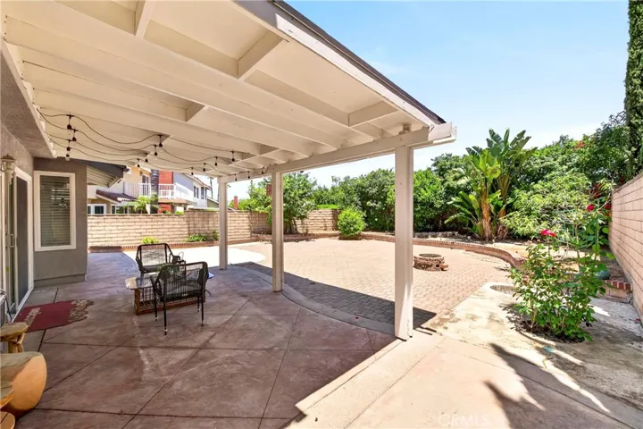 66 Hunter Point, Phillips Ranch, California 91766