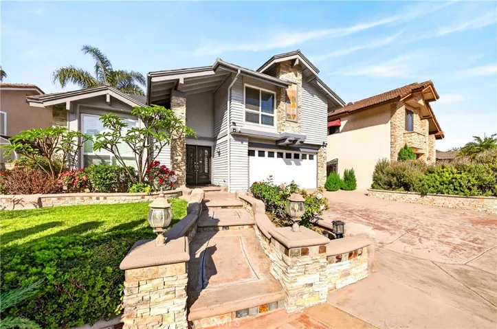 66 Hunter Point, Phillips Ranch, California 91766