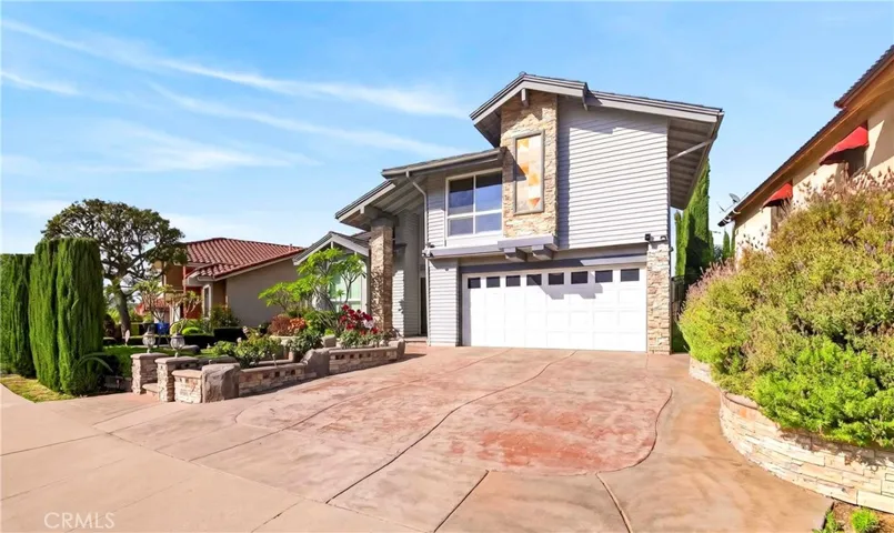 66 Hunter Point, Phillips Ranch, California 91766
