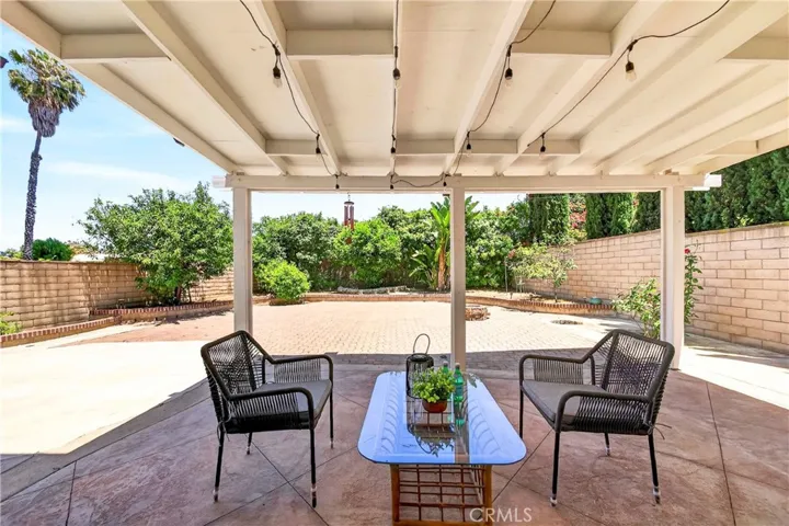 66 Hunter Point, Phillips Ranch, California 91766