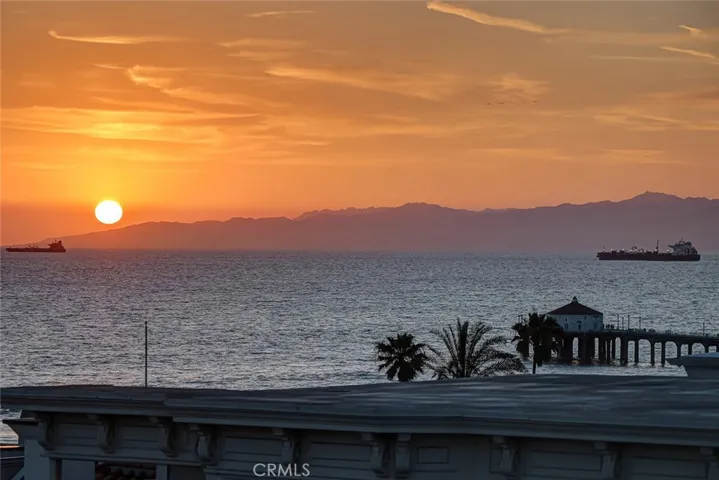 216 4th, Manhattan Beach, California 90266