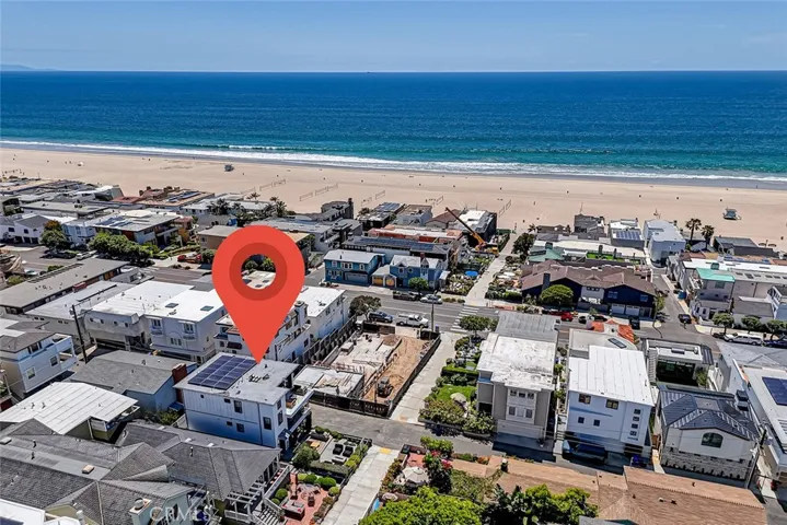 216 4th, Manhattan Beach, California 90266