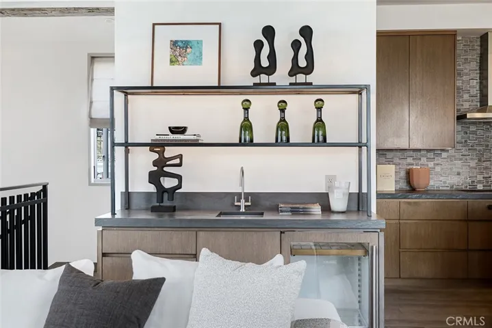 216 4th, Manhattan Beach, California 90266