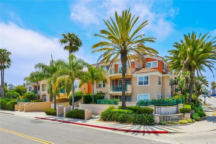 5142 Warner Avenue 109, Huntington Beach, California 92649