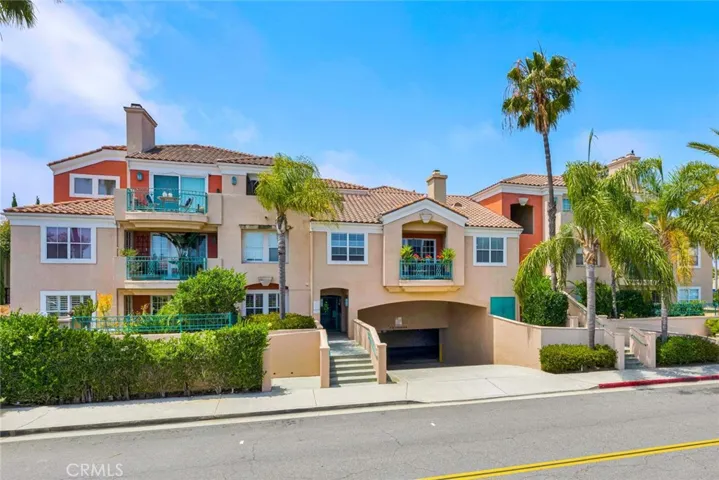 5142 Warner Avenue 109, Huntington Beach, California 92649