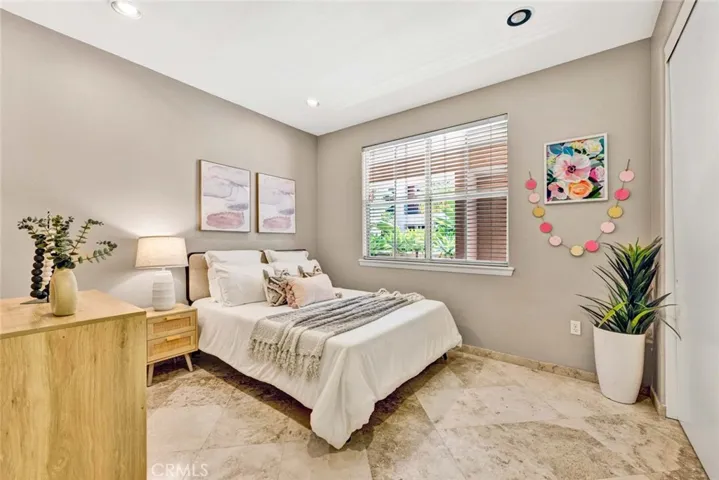 5142 Warner Avenue 109, Huntington Beach, California 92649