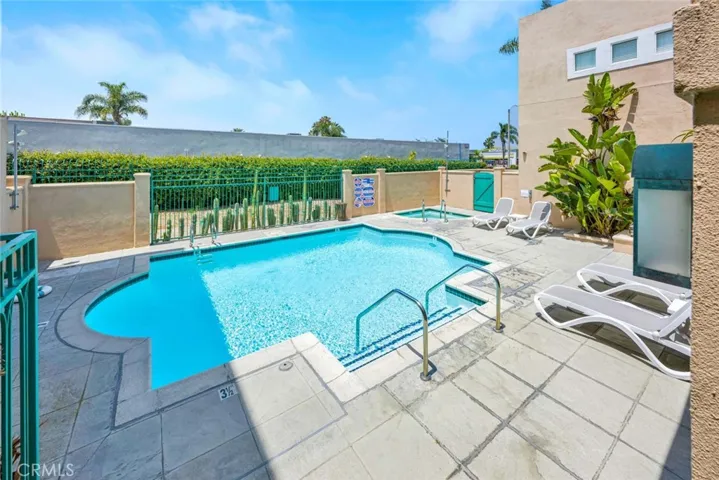 5142 Warner Avenue 109, Huntington Beach, California 92649