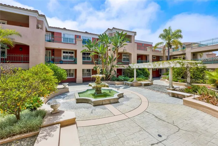 5142 Warner Avenue 109, Huntington Beach, California 92649