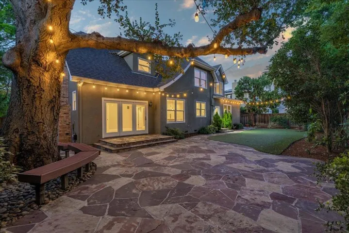 17506 Vineland Avenue, Monte Sereno, California 95030