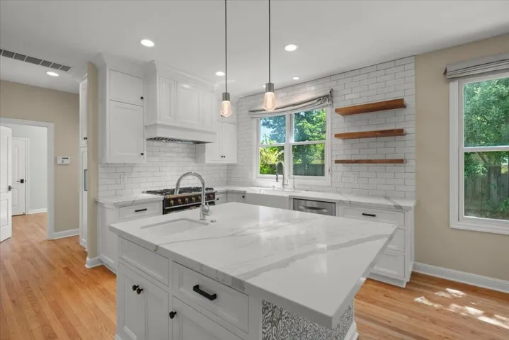 17506 Vineland Avenue, Monte Sereno, California 95030