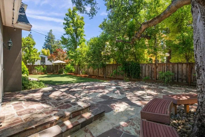 17506 Vineland Avenue, Monte Sereno, California 95030