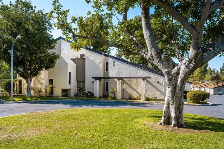 2713 Craig, Fullerton, California 92835