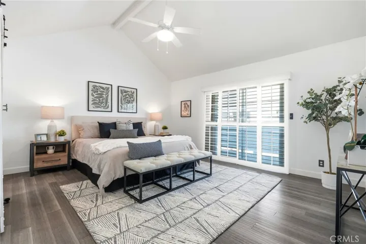 7304 Balboa #C townhome