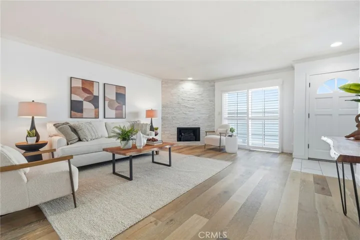 7304 Balboa #C townhome
