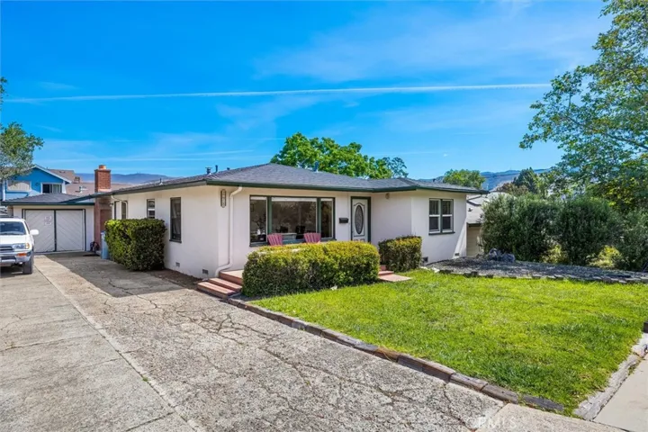 298 Ramona Drive, San Luis Obispo, California 93405