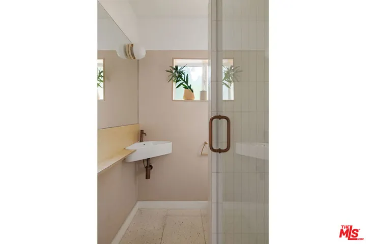 4918 Seldner Avenue, Los Angeles, California 90032