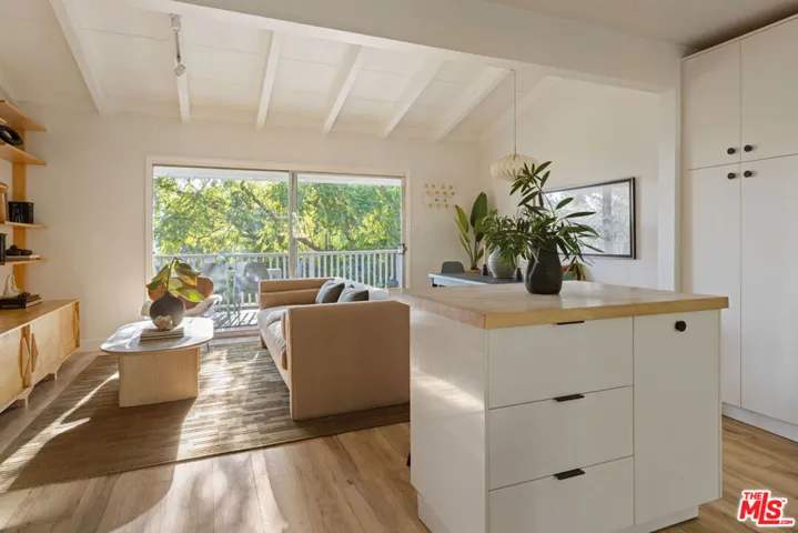 4918 Seldner Avenue, Los Angeles, California 90032