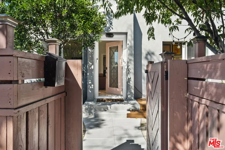 1001 N Rampart Boulevard, Los Angeles, California 90026