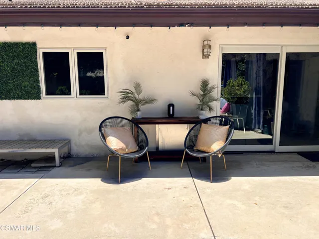 RCH-Backyard-Patio-05
