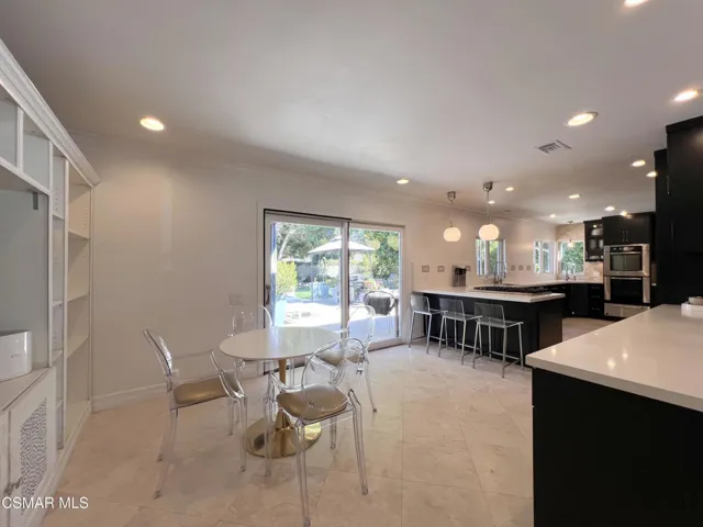 Fam Room