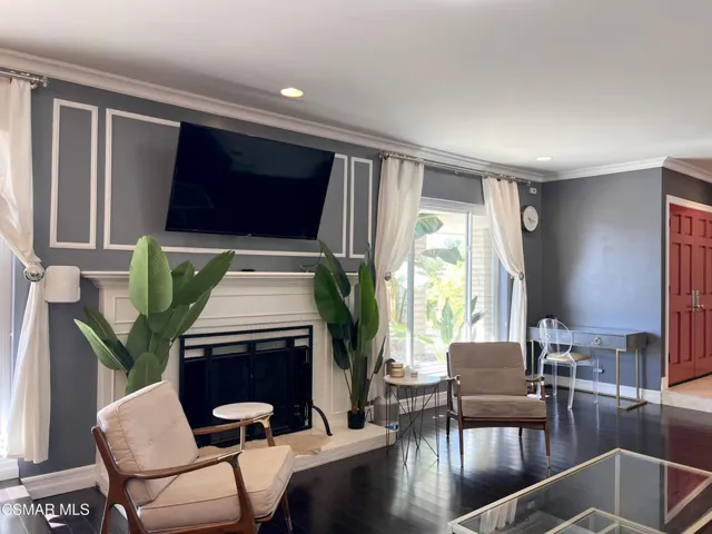 RCH-LivingRoom-08