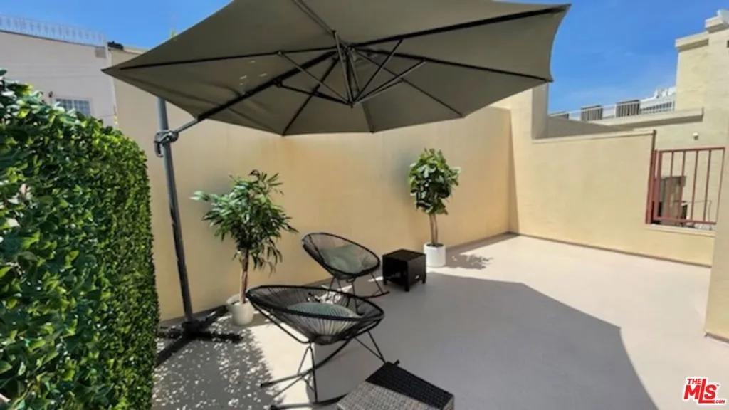 Perfect for Soaking up LA's Su