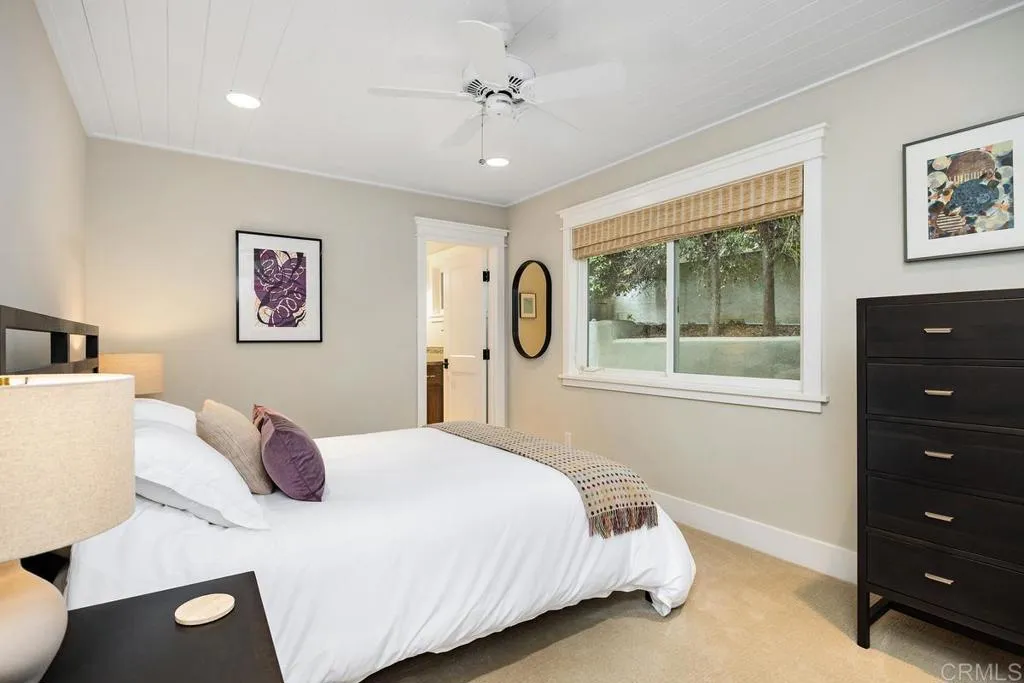 Sescondary bedroom ensuite with own bath