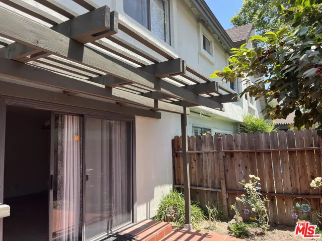 9643 Karmont Avenue, South Gate, California 90280