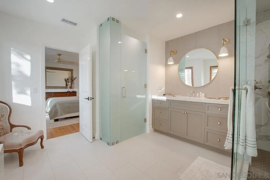Primary Bath/Spa